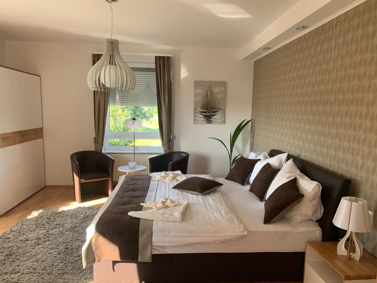 Chance Apartman Buekfuerdo Экстерьер фото