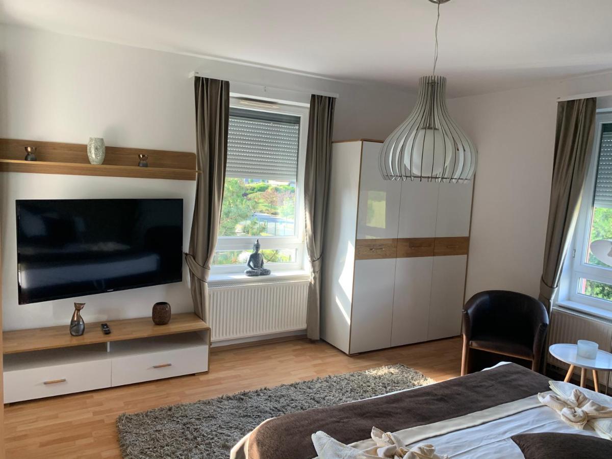 Chance Apartman Buekfuerdo Экстерьер фото