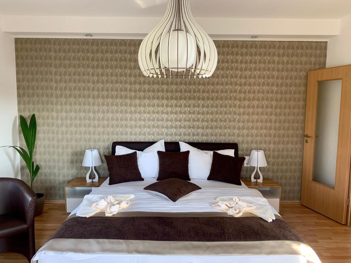 Chance Apartman Buekfuerdo Экстерьер фото